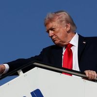 ابر سیاه جمهوری اسلامی بر سر خاورمیانه؛ ترامپ میگوید ایران دیگر جای نگرانی ندارد