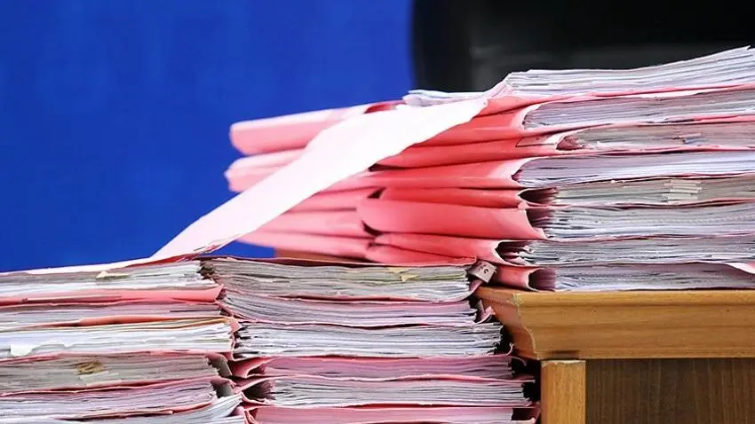 اعتقال 863 مسؤولًا بلديًا خلال 6 سنوات.. ارتفاع معدلات الفساد الإداري في إيران