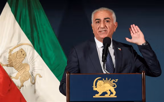 ساندیتایمز: شاهزاده رضا پهلوی میگوید غرب نباید معترضان ایرانی را رها کند