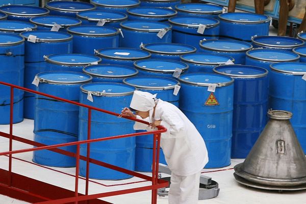 مسؤول إيراني لـ"رويترز": لن نرسل اليورانيوم للخارج إلا برفع العقوبات