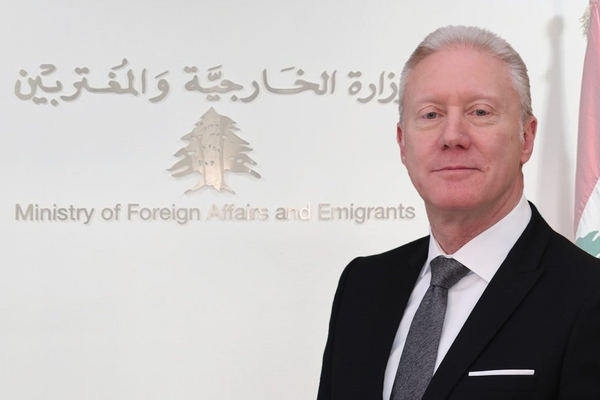 وزير خارجية لبنان: هبوط الطائرة الإيرانية للمشاركة في تشييع نصرالله كان بضمانات خارجية