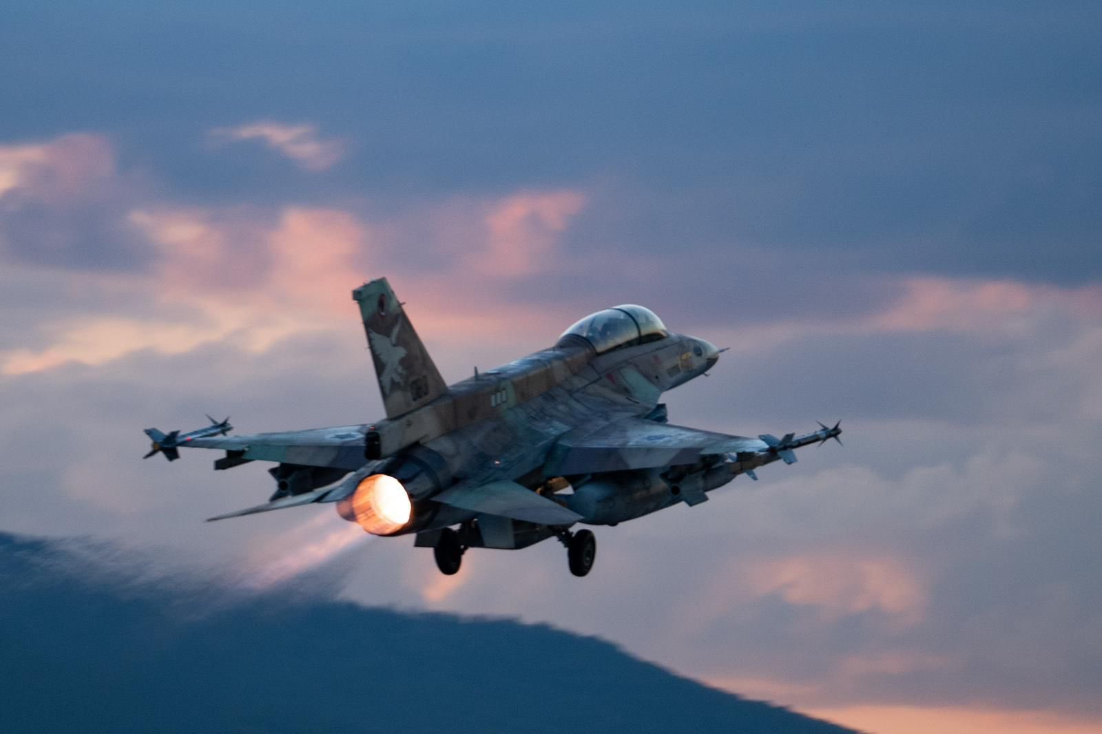 ارتش اسرائیل: موج تازه حملات به سایت‌های تولید تسلیحات در تهران تکمیل شد