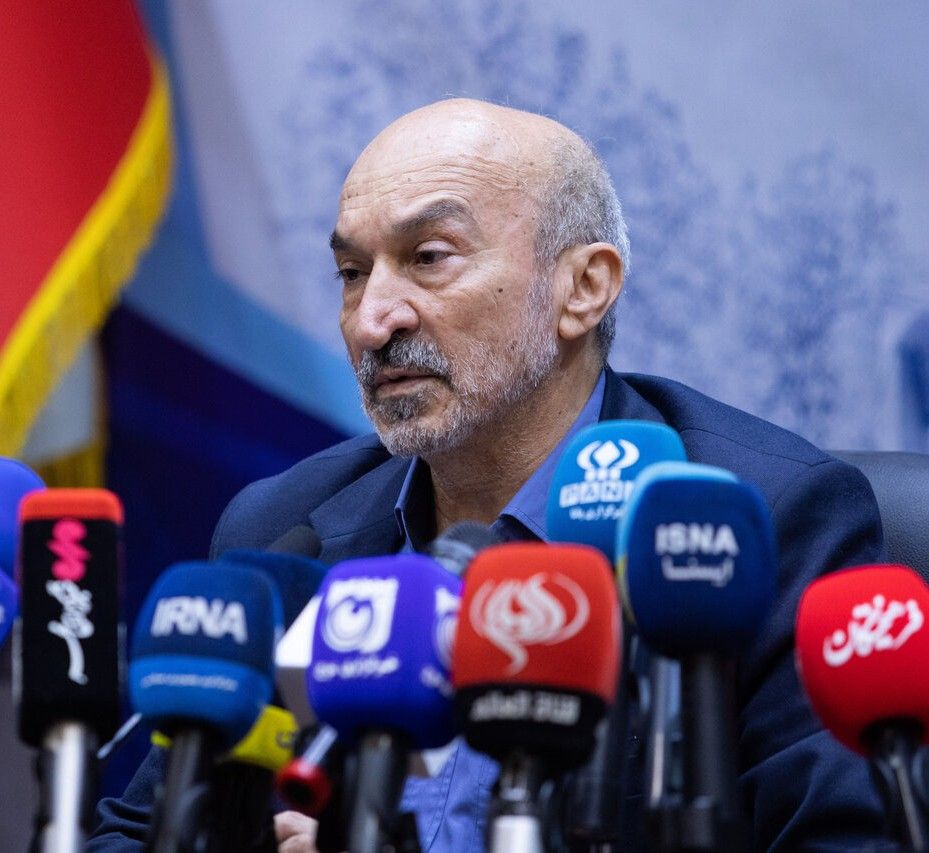 رییس دانشگاه تهران: از چند ماه پیش «کارگروه حجاب» تشکیل دادیم