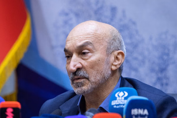 رییس دانشگاه تهران: از چند ماه پیش «کارگروه حجاب» تشکیل دادیم