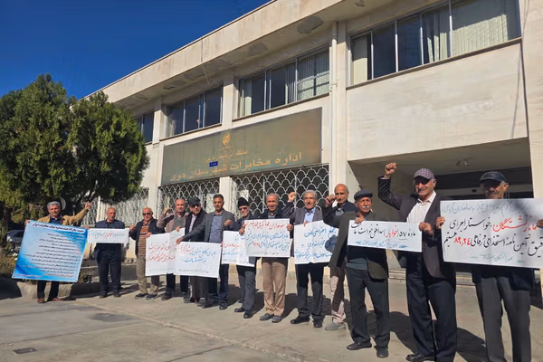 Labor, wage protests flare in several Iranian cities