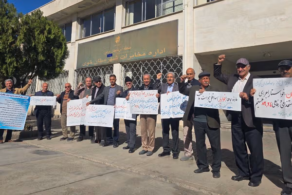 تجمع اعتراضی بازنشستگان، پرستاران و کارکنان شرکت نفت در شهرهای مختلف کشور