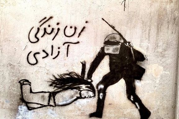 فرمانده انتظامی کل کشور بر تحمیل حجاب اجباری به زنان تاکید کرد