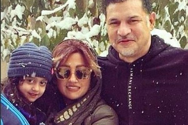 إيران تجبر طائرة تقل أسرة علي دائي على الهبوط "بسبب معارضته"