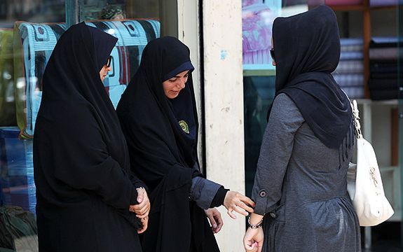 فرماندهی انتظامی بوشهر: طرح حجاب و عفاف را از روز شنبه با جدیت بیشتر اجرا میکنیم