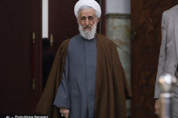 آخوند نزدیک به کاظم صدیقی: پسر کاظم صدیقی، متهم زمینخواری، زمان مرگ آزاد بود