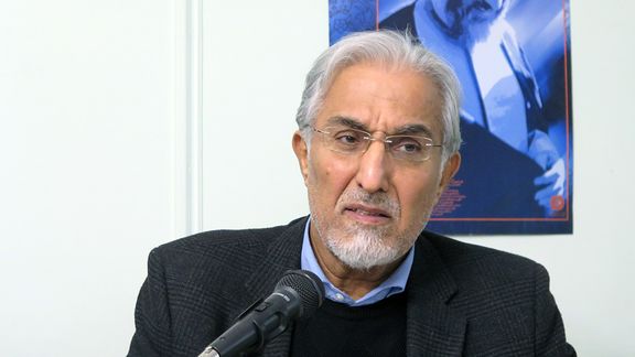 أكاديمي إيراني: على النظام أن يختار بين بقائه وبقاء المافيات