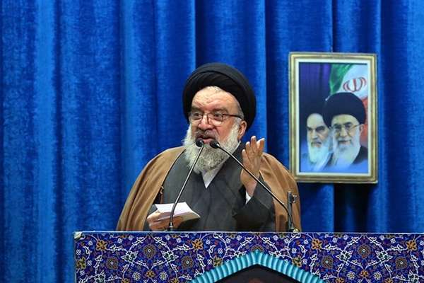امام جمعه تهران: باید یکصدا از ایران برخیزد و آن هم مرگ بر اسرائیل و مرگ بر آمریکاست