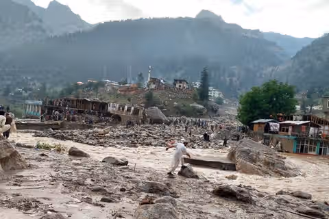 تلفات سیلاب در نورستان افغانستان به ۲۳ نفر رسید