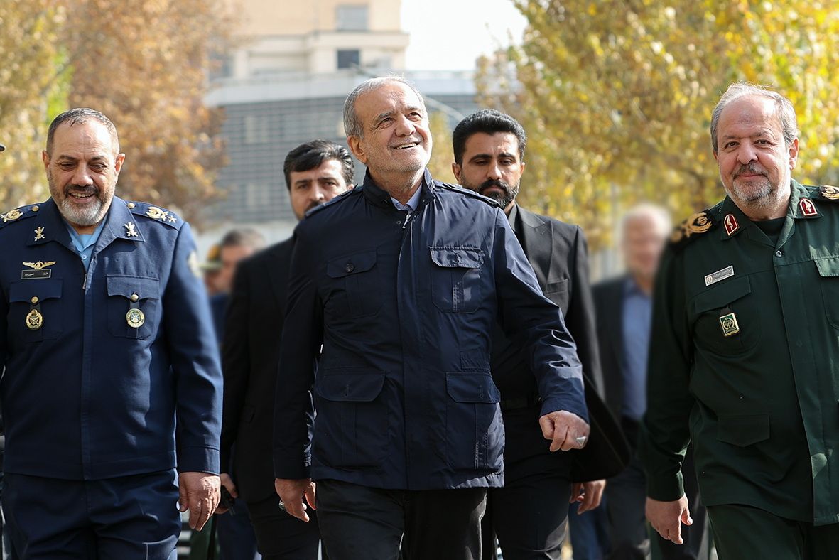 Iran turns to armed forces to help tackle economic woes