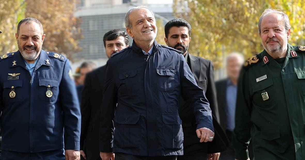 Iran turns to armed forces to help tackle economic woes