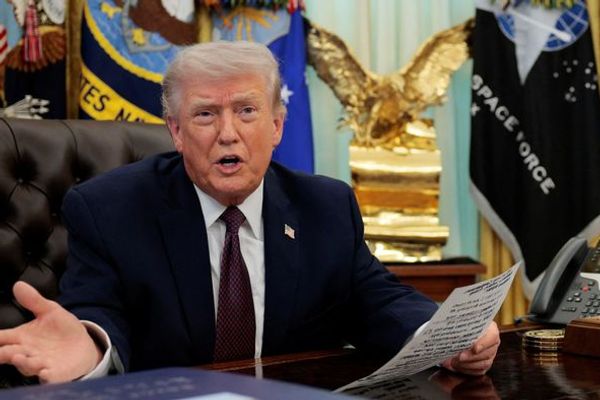"فوربس": ترامب يقترب من صفقة مع إيران تشبه "الاتفاق النووي السابق".. رغم انتقاده له مرارًا