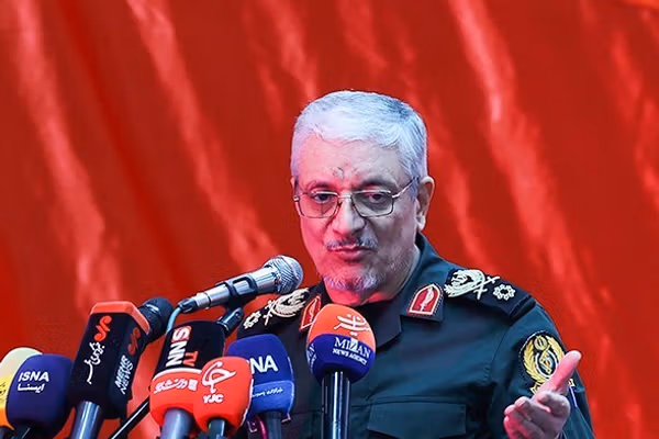 سخنگوی وزارت دفاع: باز بودن تنگه هرمز موقتی و وابسته به شرایط لبنان است