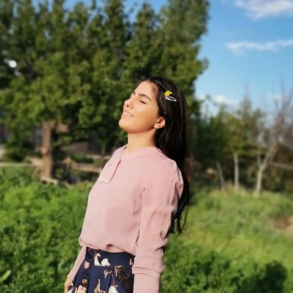 كانت من مؤيدي "انتفاضة مهسا".. محاكمة المتهم بقتل إلهه نجاد في طهران