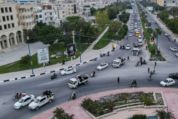 حاكم "قشم" ينفي وقوع أي انفجار في الجزيرة الإيرانية