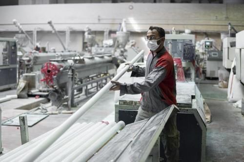 چهار کارگر شرکت «پویا پلیمر» سنندج به دلیل اعتراض به عدم پرداخت حقوقشان اخراج شدند