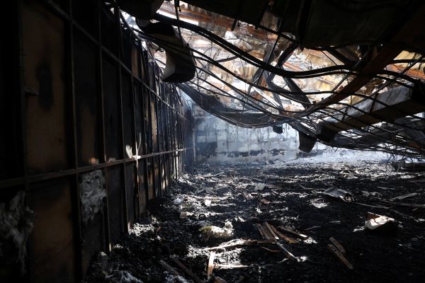 Four Evin Prisoners Sentenced to 33 Years and 518 Lashes for 2022 Fire