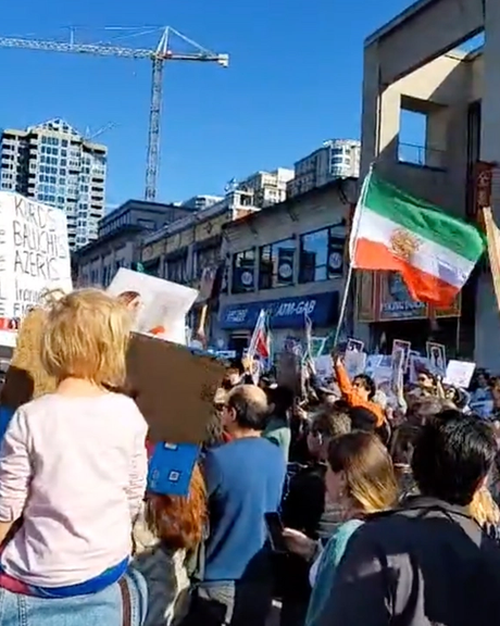 ایرانیان و فعالان در پایتخت کانادا در همبستگی با معترضان ایران تظاهرات کردند