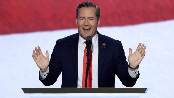 مایکل والتز، مدافع انزوای اقتصادی و بازدارندگی دیپلماتیک و نظامی برای مهار تهران