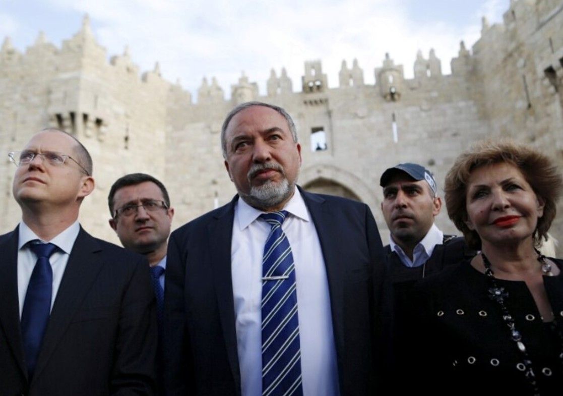 وزیر اسبق دفاع اسرائیل: باید به هدف سرنگونی رژیم در ایران برسیم