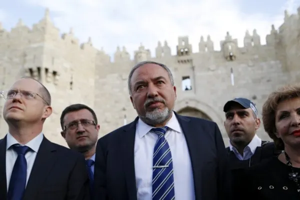 وزیر اسبق دفاع اسرائیل: باید به هدف سرنگونی رژیم در ایران برسیم