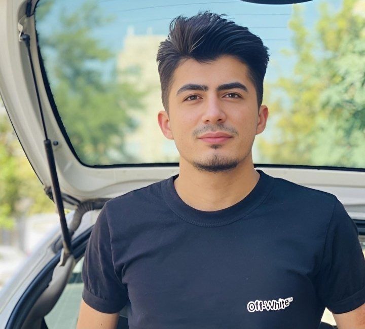 قوه قضاییه جمهوری اسلامی حکم اعدام محراب عبدالله‌زاده، زندانی سیاسی را اجرا کرد