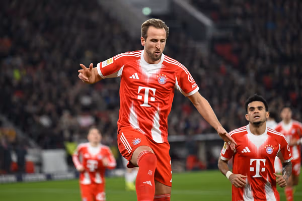 اشتوتگارت ۰-۵ بایرن مونیخ؛ جشنواره گلزنی باواریاییها در اماچپی آرنا با هتتریک کین