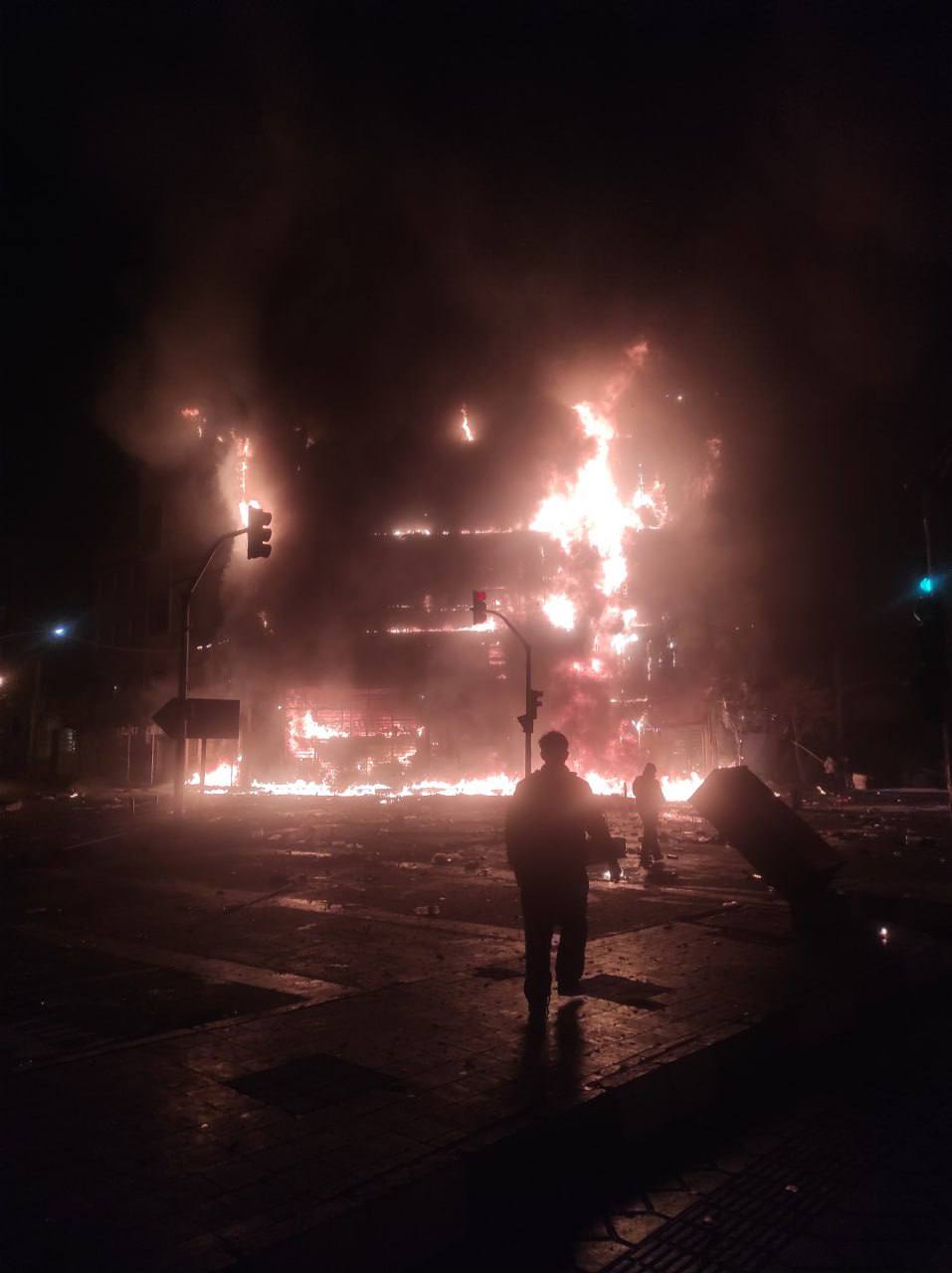 روایت شهروندان از خشونت گسترده، ممانعت از درمان مجروحان و باج‌خواهی از خانواده‌های دادخواه