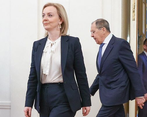 لاوروف گفتوگو با وزیر خارجه بریتانیا را به حرف زدن با یک «ناشنوا» تشبیه کرد