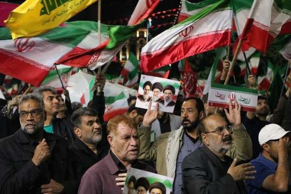 روزنامه کیهان: میتوانیم به دلیل نقض آتشبس در لبنان، جنگ علیه اسرائیل را آغاز کنیم