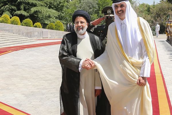 عقب لقائه الرئيس الإيراني.. أمير قطر يدعو لاتفاق عادل في فيينا وحل قضايا الإقليم بالحوار