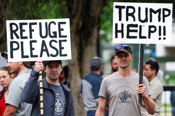 آمریکا بر پذیرش درخواست پناهندگی سفیدپوستهای آفریقای جنوبی تمرکز دارد