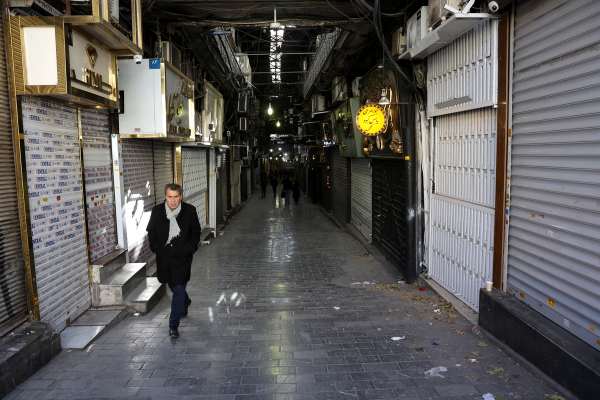 From Tehran’s Bazaar to the middle class, anger outpaces government