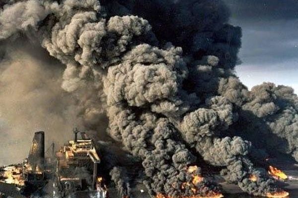 شركة محاماة أسر طاقم الناقلة "سانشي": وثائق تظهر أن 22 من أفراد الطاقم ما زالوا أحياء