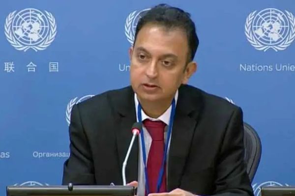 مسؤول أممي: مذابح الثمانينات في إيران مثال على الجرائم ضد الإنسانية والإبادة الجماعية