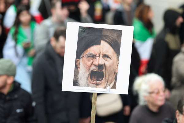 حمایت قاطع پارلمان اروپا از انقلاب ملی ایرانیان و مطالبه قرار دادن سپاه در فهرست تروریستی