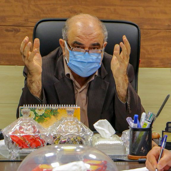 معاون دانشگاه علوم پزشکی اهواز: یک روز واکسن داریم، یک روز نداریم