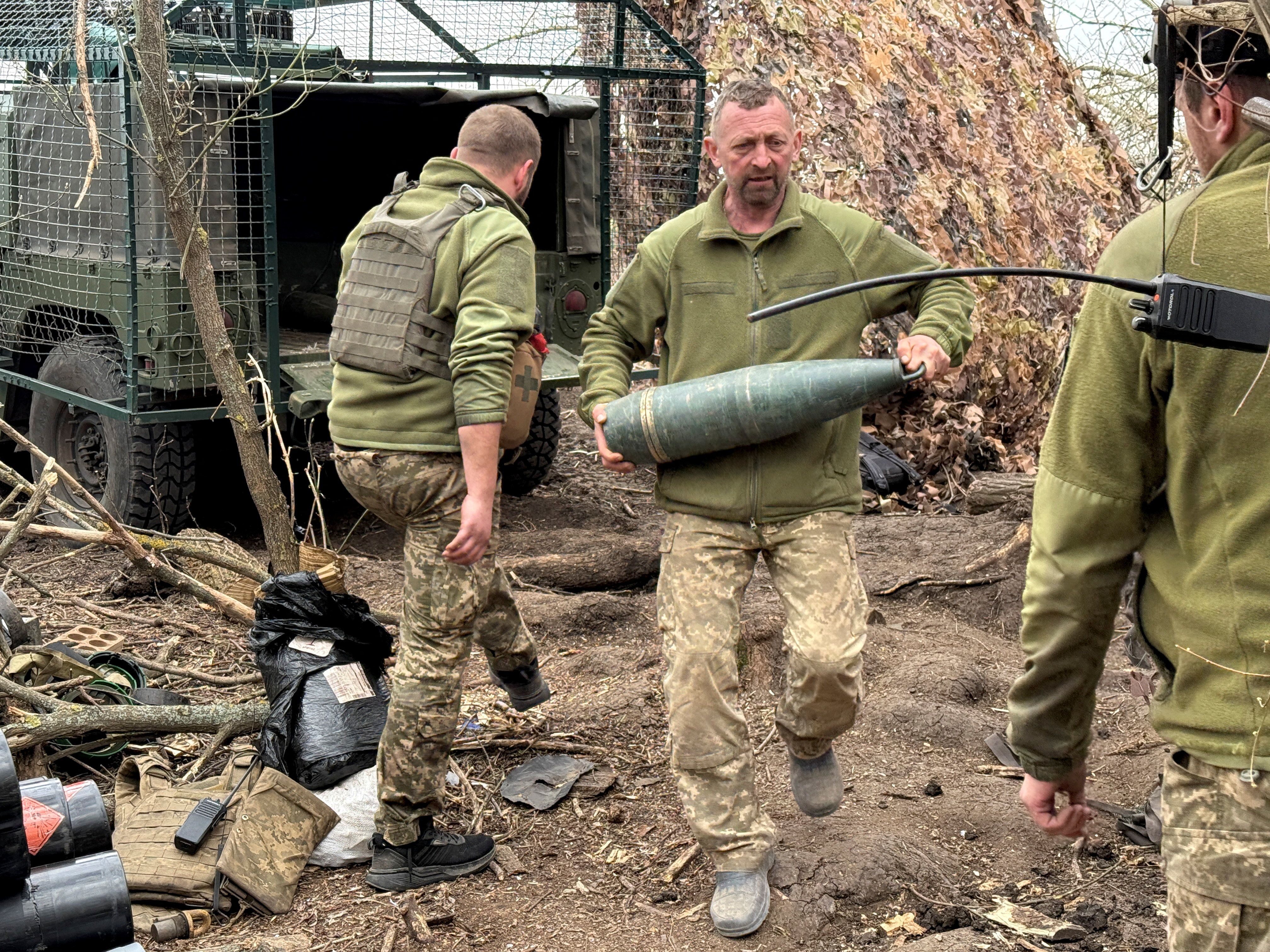 فایننشال‌تایمز: ترامپ ادامه حمایت از اوکراین را به مشارکت اروپا در تنگه هرمز منوط کرد