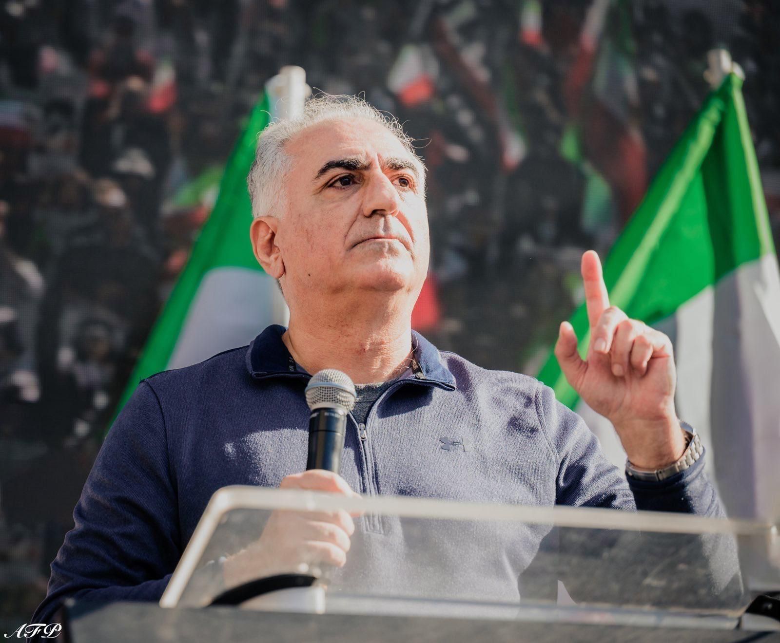 شاهزاده رضا پهلوی: رژیم برای مقابله با مردم در خیابان‌ها با کمبود شدید نیرو روبروست