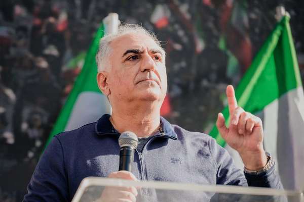 شاهزاده رضا پهلوی: رژیم برای مقابله با مردم در خیابانها با کمبود شدید نیرو روبهروست