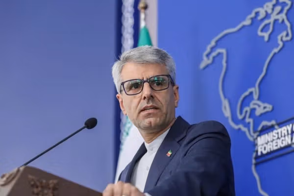 وزارت خارجه جمهوری اسلامی سخنان فرمانده سنتکام در مورد انفجار در مدرسه میناب را رد کرد