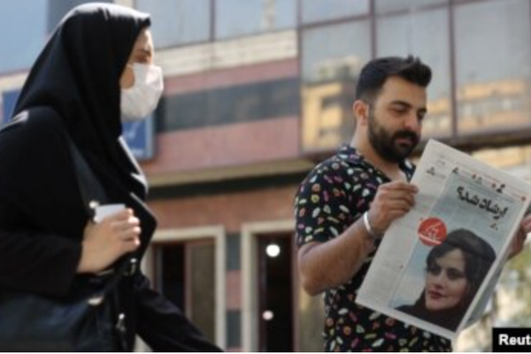 عدد الصحفيين المعتقلين في إيران يصل إلى 79