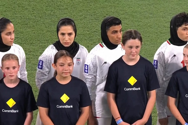 بازتاب تهدید بازیکنان تیم فوتبال زنان ایران در رویترز