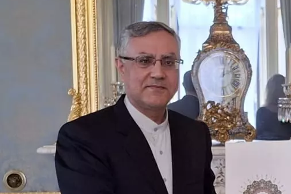 استدعاء سفير طهران في لندن بعد توقيف إيرانيين بشبهة الإرهاب