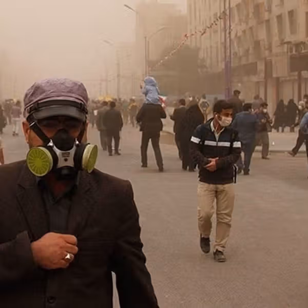 آلودگی هوا از خراسان تا خوزستان؛ کارشناسان علت را مازوتسوزی و سکون هوا میدانند