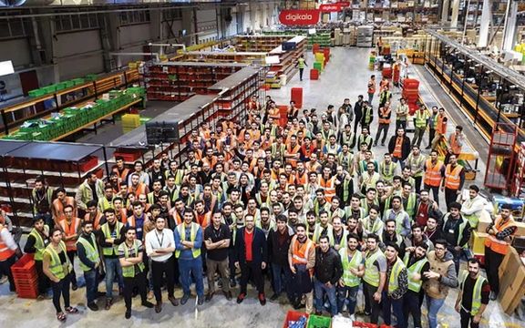 Digikala, "Iran's Amazon" faces a public boycott over protests